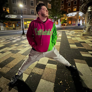 收聽GreyBandz的Notice (Explicit)歌詞歌曲