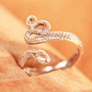 Dengarkan Finger Ring lagu dari Mmj Dkr dengan lirik