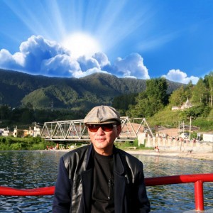 ดาวน์โหลดและฟังเพลง MABIAR AU พร้อมเนื้อเพลงจาก Arie Wibowo