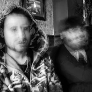 收聽LLax的YakOnTheDecks (feat. JJ & vandull) (Explicit)歌詞歌曲