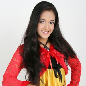 收聽Cut Kiki Wulandari的Bagai Hati Aisyah歌詞歌曲