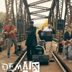 default playlist img