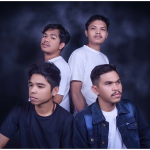 收聽DMR的Putroe Canden歌詞歌曲