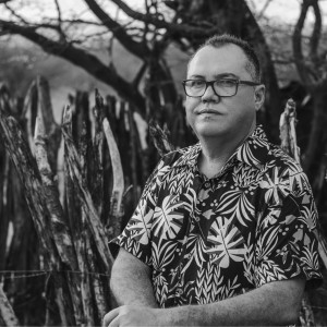 ดาวน์โหลดและฟังเพลง Posseiro da Vida พร้อมเนื้อเพลงจาก Leandro Oliveira