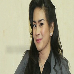 Dengarkan lagu Kulino nyanyian Ikke Nurjanah dengan lirik