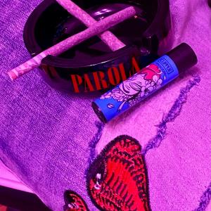 收聽tiel的Parola (Explicit)歌詞歌曲