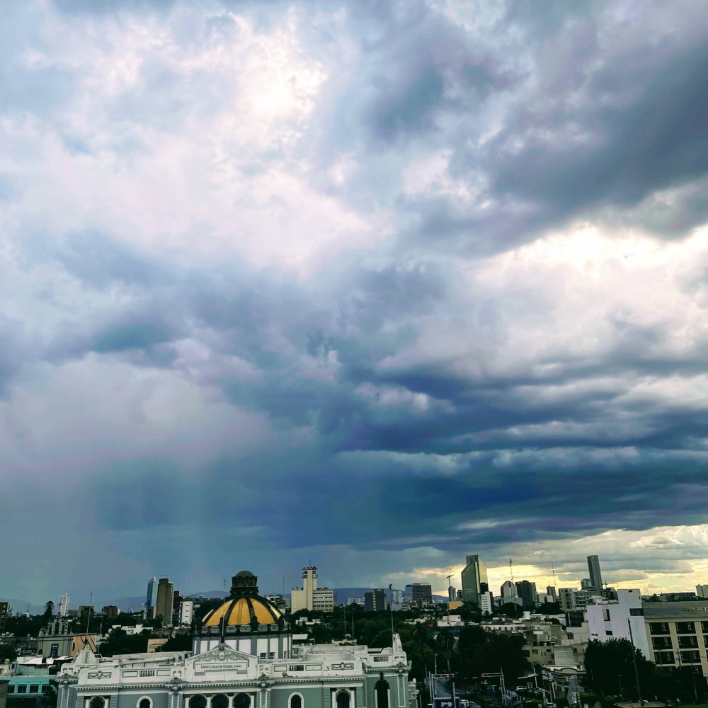 Tarde azul