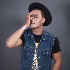 Listen to Níu Kéo (Dance Ver) song with lyrics from Tố Đoàn