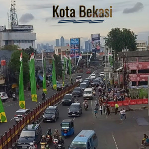 ดาวน์โหลดและฟังเพลง Kota Bekasi พร้อมเนื้อเพลงจาก Mivtha