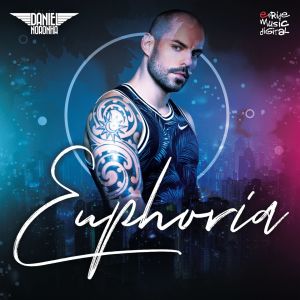ดาวน์โหลดและฟังเพลง Euphoria (Junior Senna Remix) พร้อมเนื้อเพลงจาก Daniel Noronha