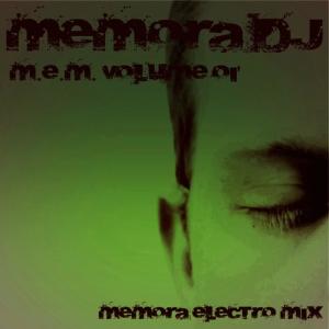 ดาวน์โหลดและฟังเพลง Puzzle พร้อมเนื้อเพลงจาก Memora Dj