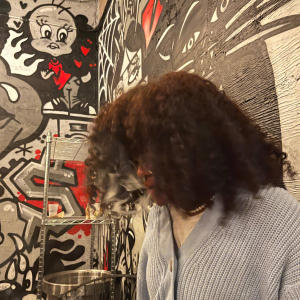 收聽zen rocker的around歌詞歌曲