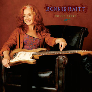 ดาวน์โหลดและฟังเพลง So Close พร้อมเนื้อเพลงจาก Bonnie Raitt