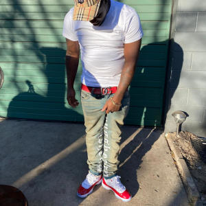 ดาวน์โหลดและฟังเพลง still gettin money (Explicit) พร้อมเนื้อเพลงจาก Yonboutcash