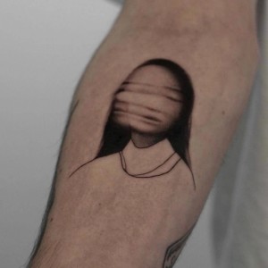 Listen to Убегает ночь song with lyrics from Skrill