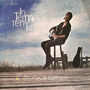 ดาวน์โหลดและฟังเพลง Vidrado พร้อมเนื้อเพลงจาก Mônica Tomasi