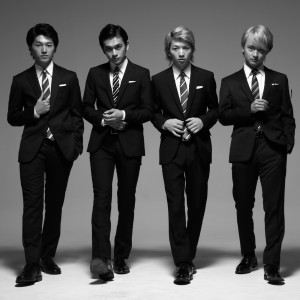 ดาวน์โหลดและฟังเพลง Oretachi Rookies พร้อมเนื้อเพลงจาก DISH//