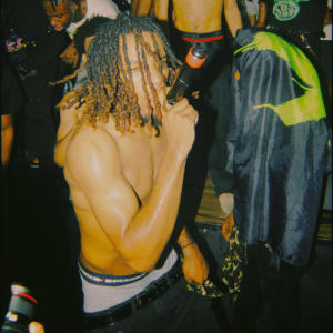 default playlist img