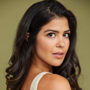 Arianna Afsar ดาวน์โหลดและฟังเพลงฮิตจาก Arianna Afsar