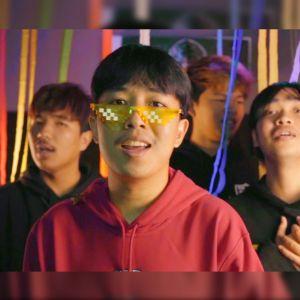 Listen to ห้วงเวลา song with lyrics from OG-ANIC