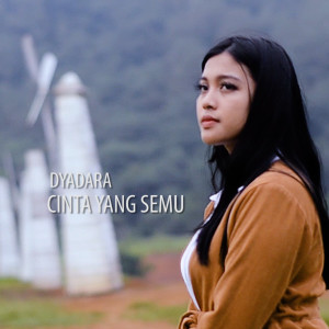 Dengarkan lagu Rindu Yang Semu nyanyian Dyadara dengan lirik