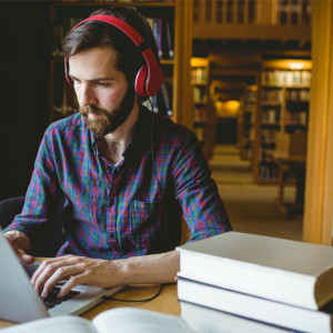 收听Musique Relaxante Pour Lire Un Livre的Wishes歌词歌曲