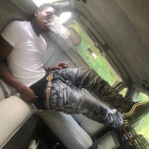 收聽Haitianfein的Love Her歌詞歌曲