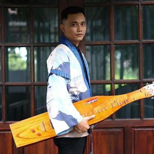 Album Sape' bakong (Mebat Buleeng) from Flay Tingang