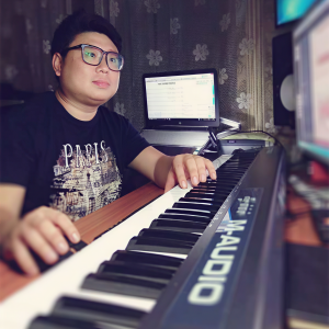 赵铭 ดาวน์โหลดและฟังเพลงฮิตจาก 赵铭