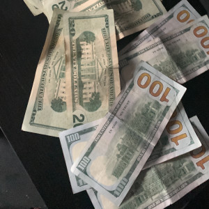 收聽MONEY 2 LONG的Milky Way (Explicit)歌詞歌曲