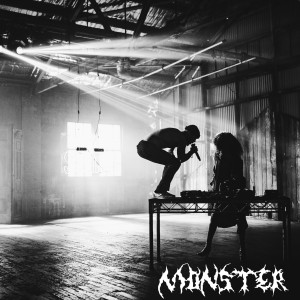 收聽Kwasi的Monster歌詞歌曲