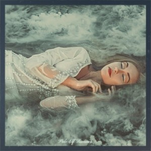 ดาวน์โหลดและฟังเพลง Christmas Wrapping พร้อมเนื้อเพลงจาก Waitresses