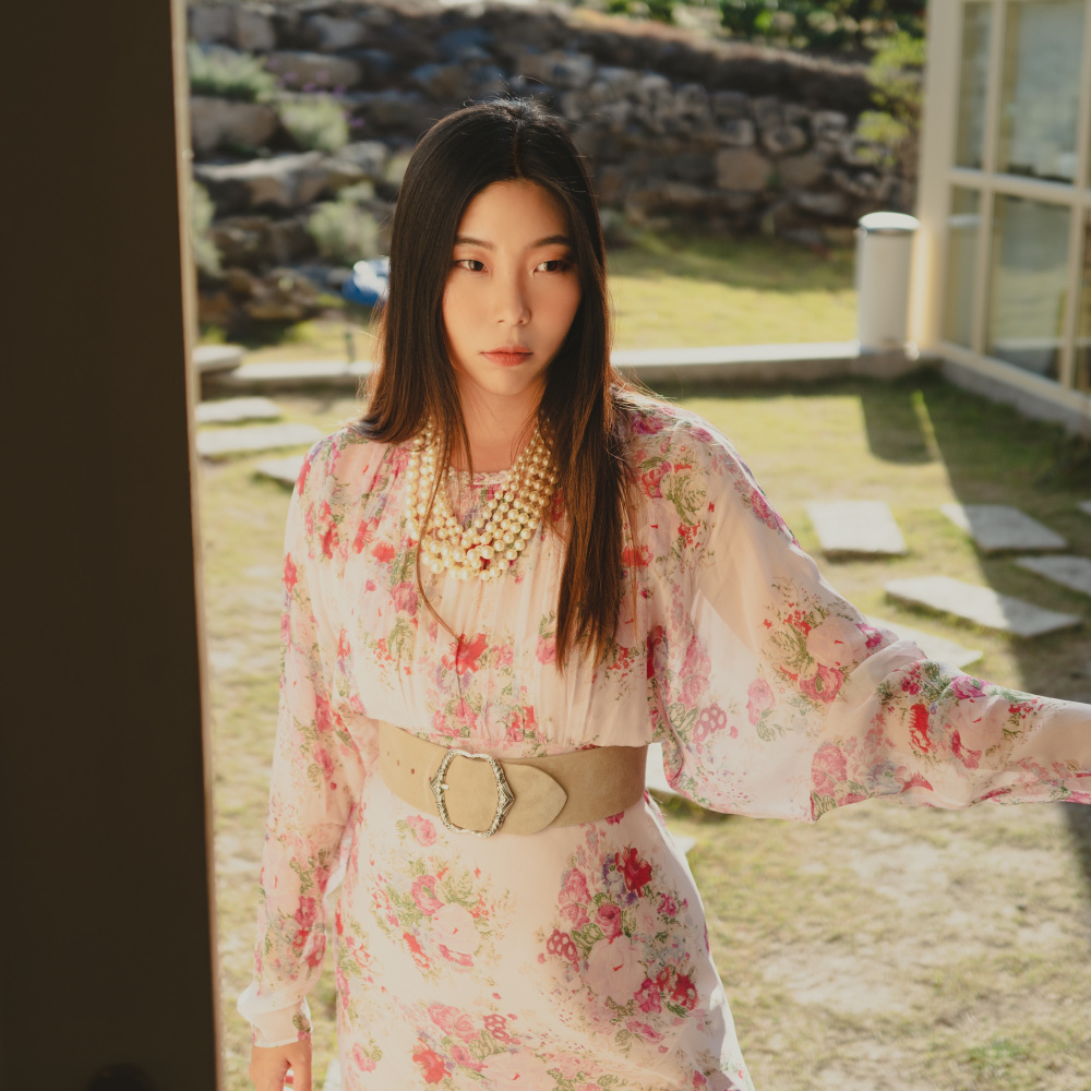 GRACE SHIN (그레이스 신)