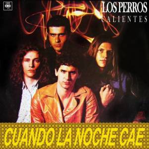 收聽Los Perros Calientes的Cuatro y Media歌詞歌曲