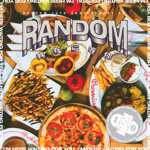 Dengarkan 我在这等你 lagu dari 随性乐团 dengan lirik