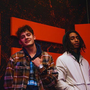 Listen to Cincinnati Cypher (Madison Live|Explicit) song with lyrics from Papi Kodak
