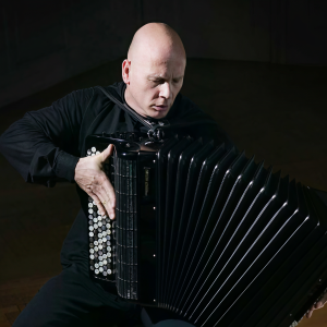 James Crabb ดาวน์โหลดและฟังเพลงฮิตจาก James Crabb