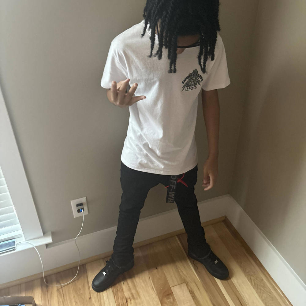 Move Wrøng (feat. 6ixbeenslime) (Explicit)