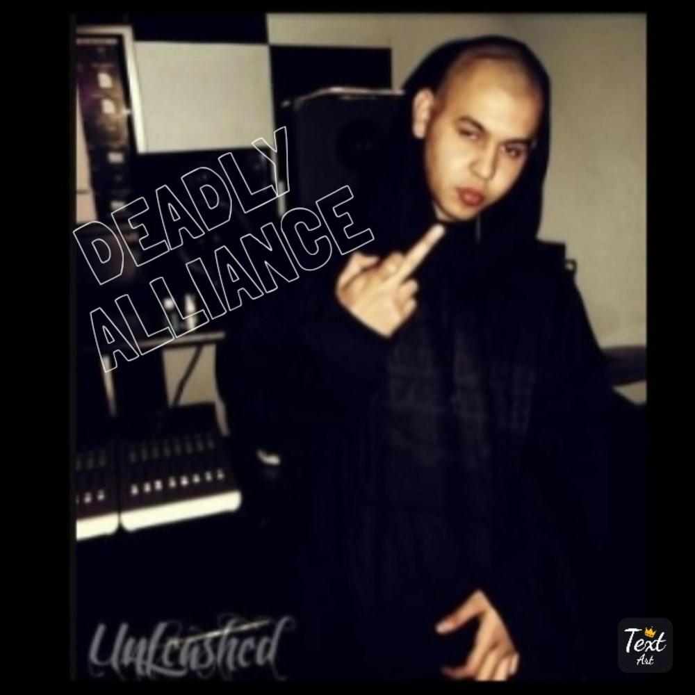 TRAINING (feat. AROC) (Explicit)