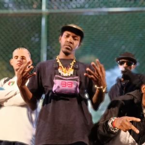 Listen to GALERA DA PERIFERIA (Explicit) song with lyrics from NegoBounce