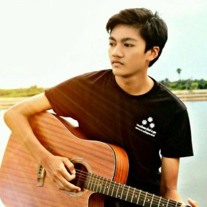 ดาวน์โหลดและฟังเพลง บ่ได้คบ พร้อมเนื้อเพลงจาก เบียร์ ปทุมทอง