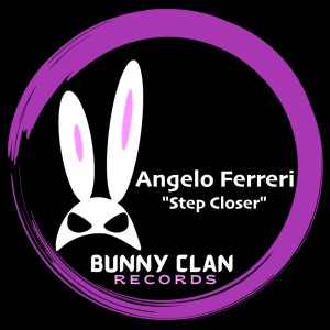 Step Closer dari Angelo Ferreri