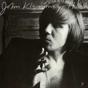 ดาวน์โหลดและฟังเพลง Hush (LP版) พร้อมเนื้อเพลงจาก John Klemmer