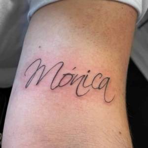 ดาวน์โหลดและฟังเพลง MONICA พร้อมเนื้อเพลงจาก Benn'p Sparrow