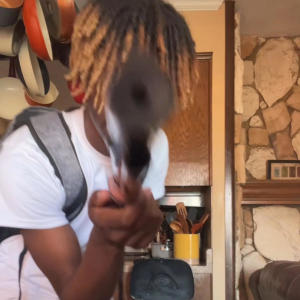 收聽Sxe1th的Gypsy Rose (thelilgman)歌詞歌曲