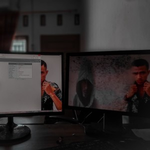 Dengarkan Kau Dengan Dia (Ku Dengannya) lagu dari PAIS-B dengan lirik