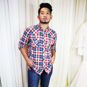 Listen to Tragedi Dua Hati song with lyrics from Ariff Reppy