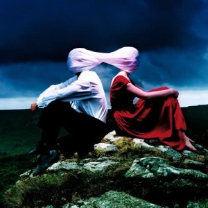 ดาวน์โหลดและฟังเพลง Juneau พร้อมเนื้อเพลงจาก Funeral For A Friend