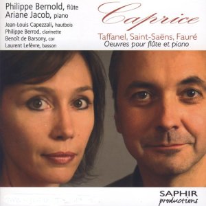 收聽Philippe Berrod的Caprice sur des airs danois et russes op.79 pour flûte, hautbois, clarinette et piano歌詞歌曲