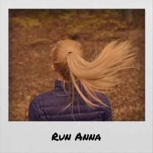 Various的专辑Run Anna